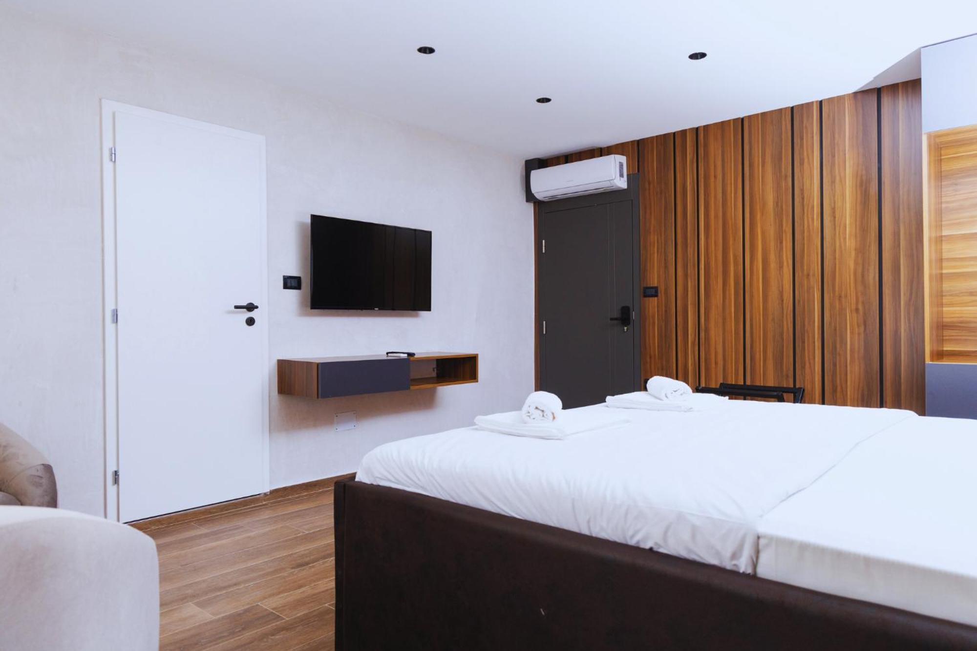 Hotel Solo 127 프리즈렌 외부 사진