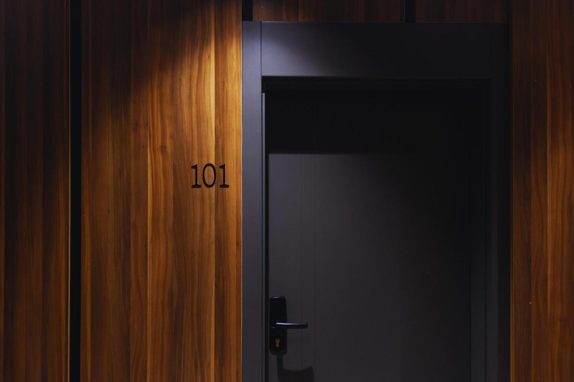 Hotel Solo 127 프리즈렌 외부 사진